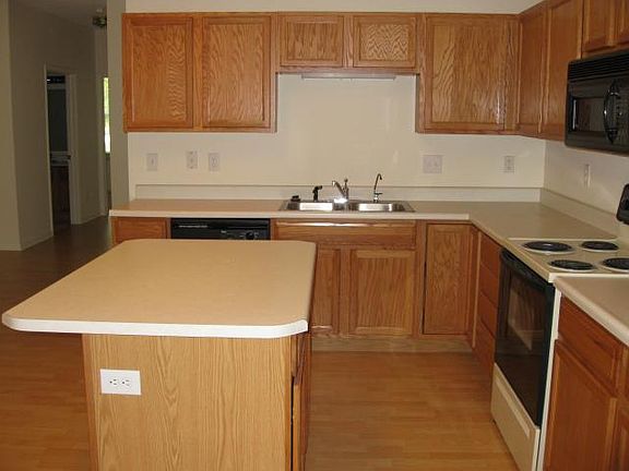 4th image of 6998 Park Square Dr Unit A-1