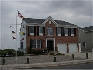2nd image of 24 Bowsprit Dr