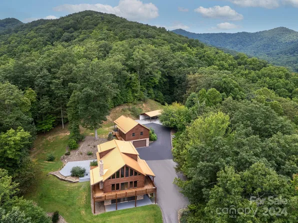 209 Warren Creek Rd, Candler, NC 28715