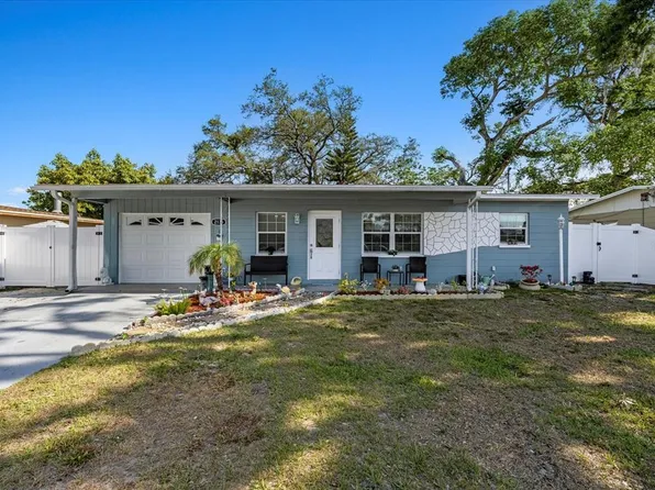 2135 W Rambla St, Tampa, FL 33612