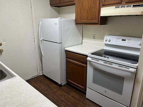 3rd image of 5705 E Texas St APT 38