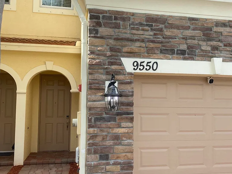 9550 SW Purple Martin Way — Photo 2