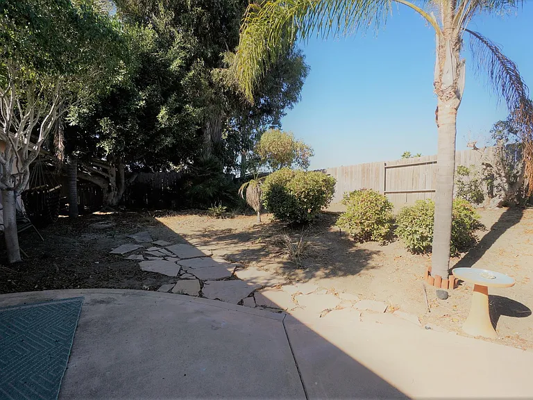 960 Nolbey St — Photo 16