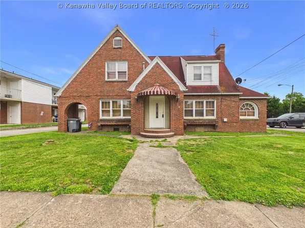 1309 Smith St, Milton, WV 25541