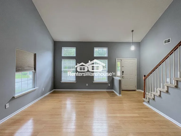171 Graystone Trce — Photo 5