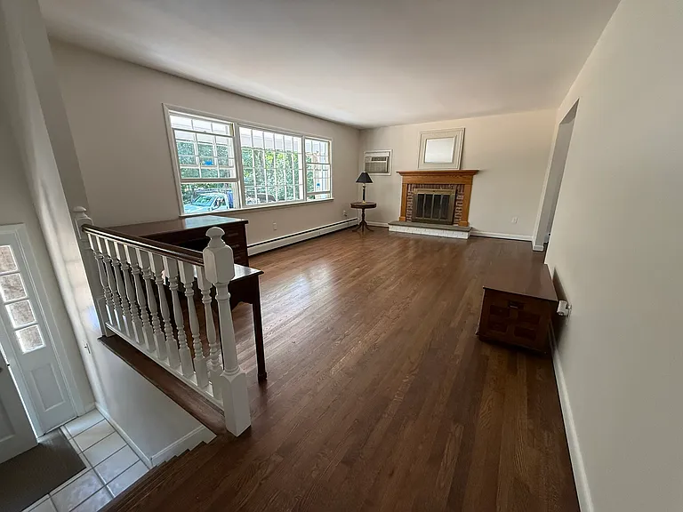 38 Nursery St — Photo 4