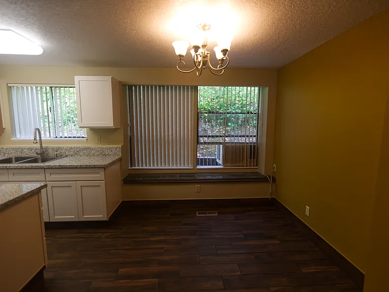 3 Erasmus St #3 — Photo 6