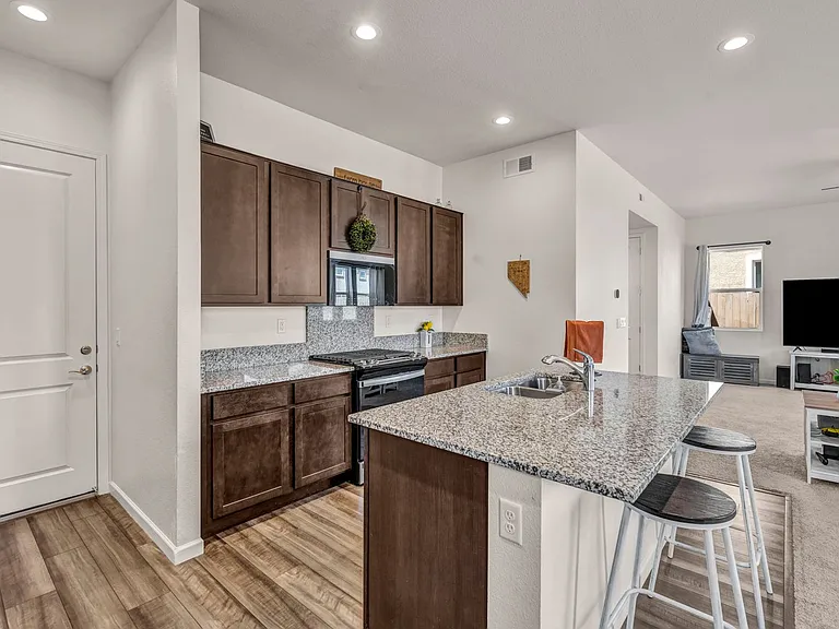 7814 Navasota Dr — Photo 14