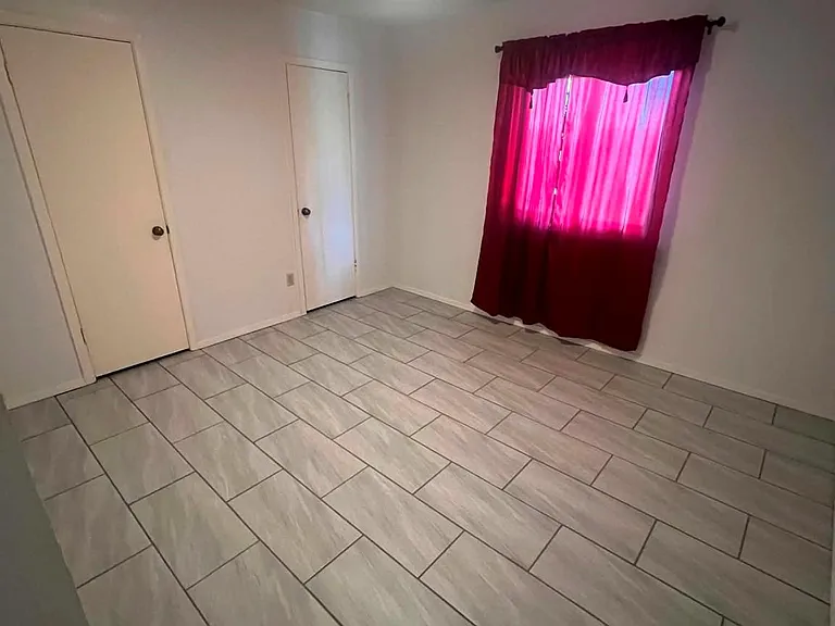 4710 Owens Creek Ln — Photo 6