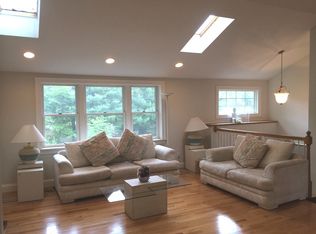 15 Pine St, Sharon, MA 02067