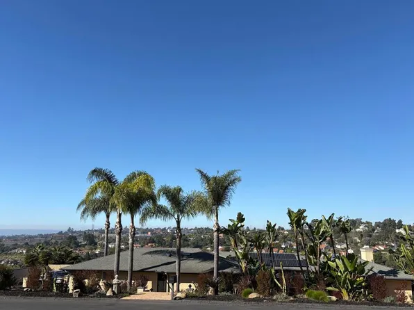 2303 Snead Dr, Oceanside, CA 92056