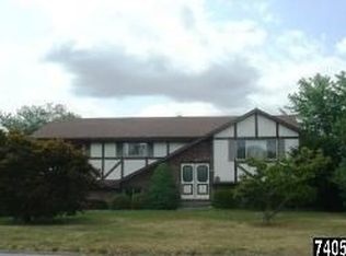 80 Steffie Dr, Mount Wolf, PA