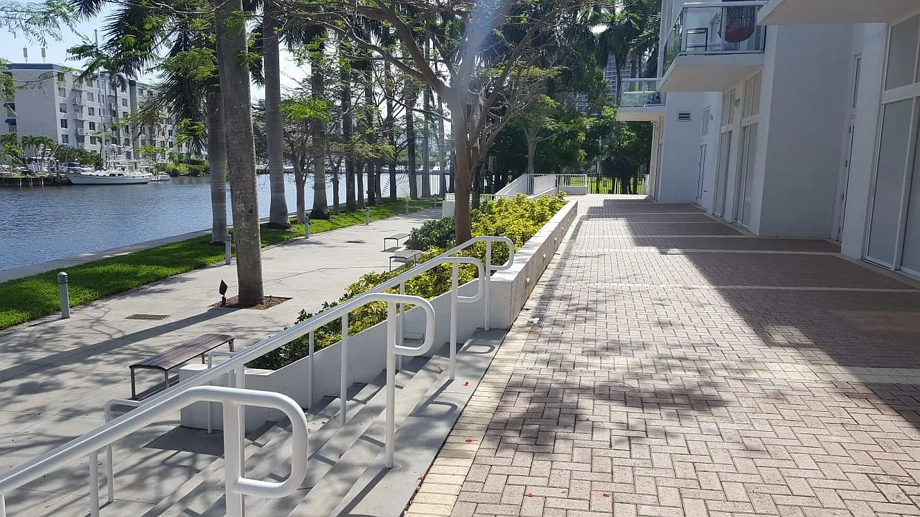 2 Bed / 2 Bath | Terrazas Riverpark Village #804 Miami — Photo 3