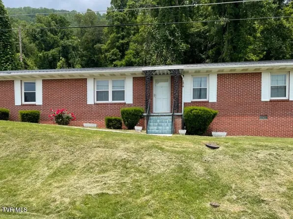 1919 6th Ave E, Big Stone Gap, VA 24219