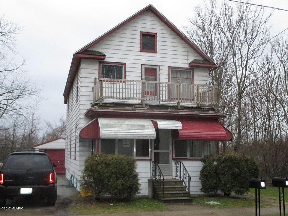 2nd image of 1428 E Michigan Ave