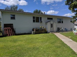822 20th St NW UNIT 2, East Grand Forks, MN 56721