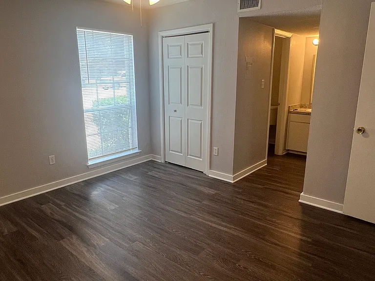 4412 Avenue A #102 — Photo 15