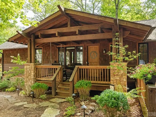 28 Outpost Trail, Glenville, NC 28736