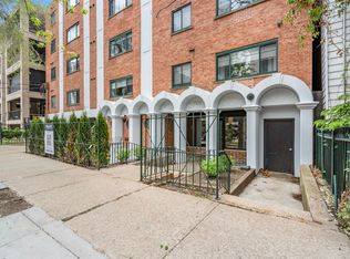 1533 Wieland, Chicago, IL 60610