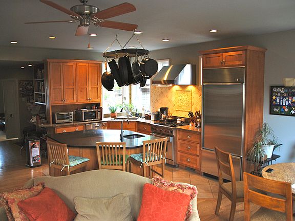 5th image of 7436 Wellington Way