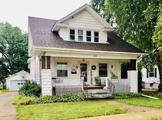 514 W 3rd St, Byron, IL 61010