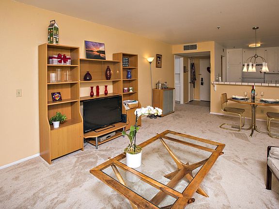 5th image of 5985 Dandridge Ln Unit 85