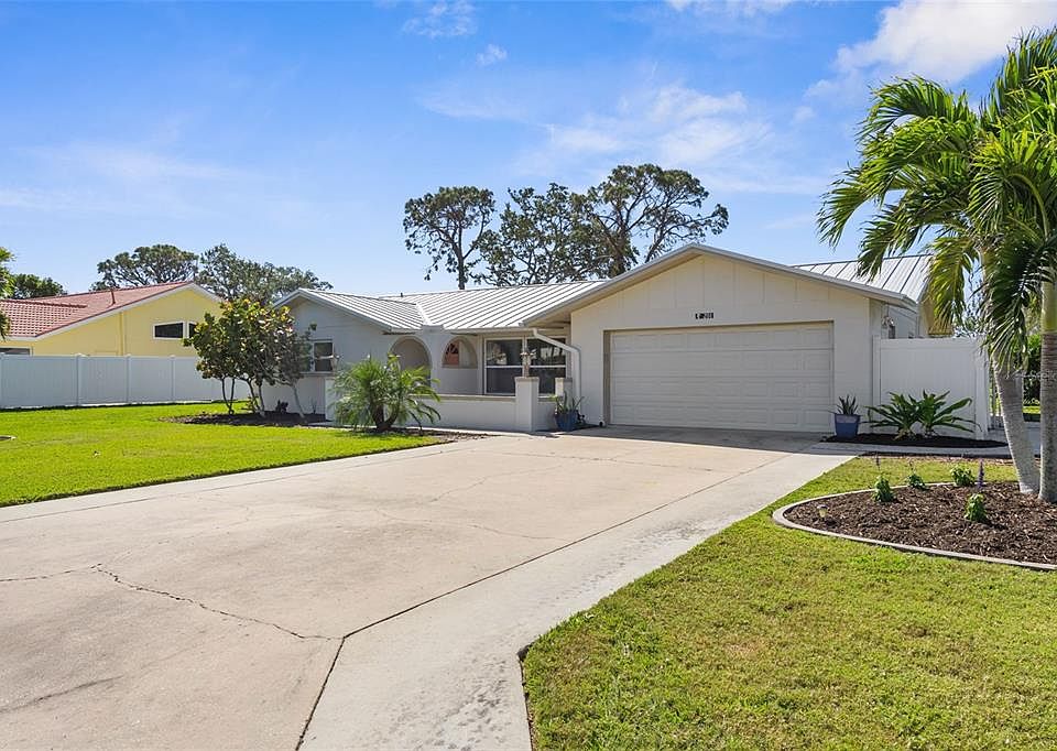 1st image of 201 CAVALLINI DRIVE