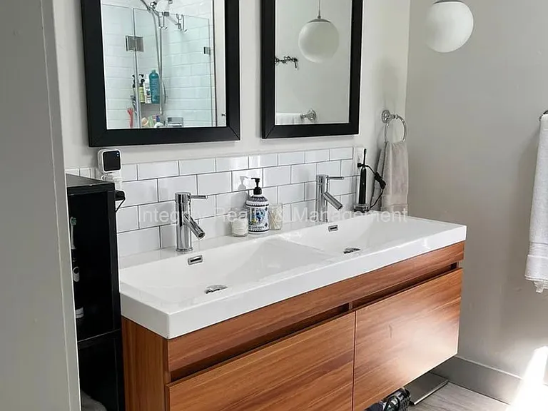3539 Mariposa St — Photo 11