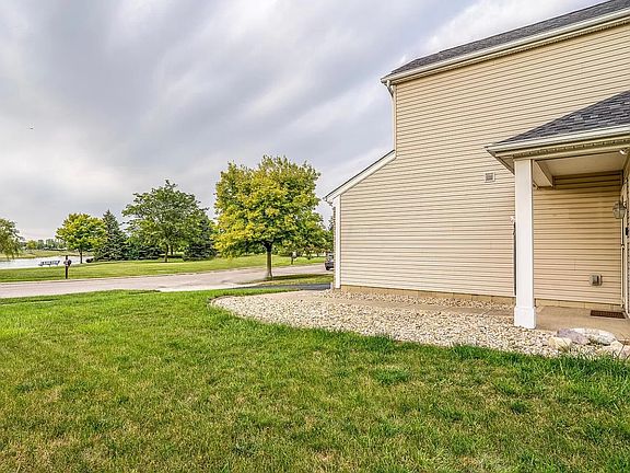 5th image of 5865 Summerlawn Dr