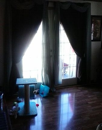 4th image of 2812 6th Ave E
