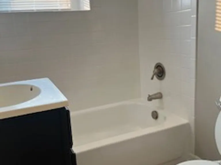 1328 McCulloh St — Photo 7