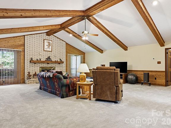 15th image of 855 Edmiston Rd