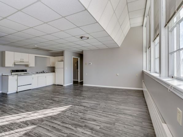 44 Riverside Dr #13