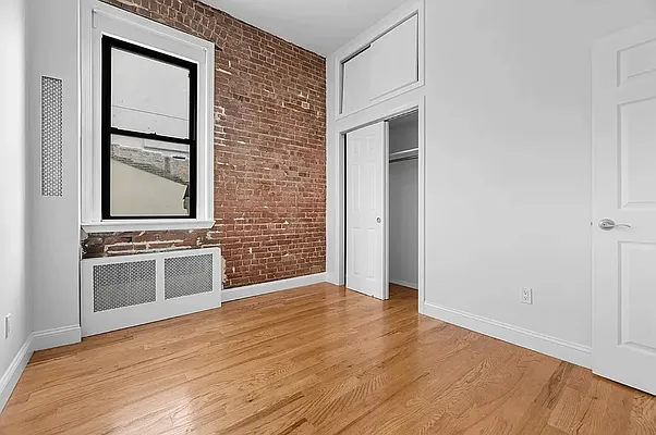 Rented by REAL New York | media 17