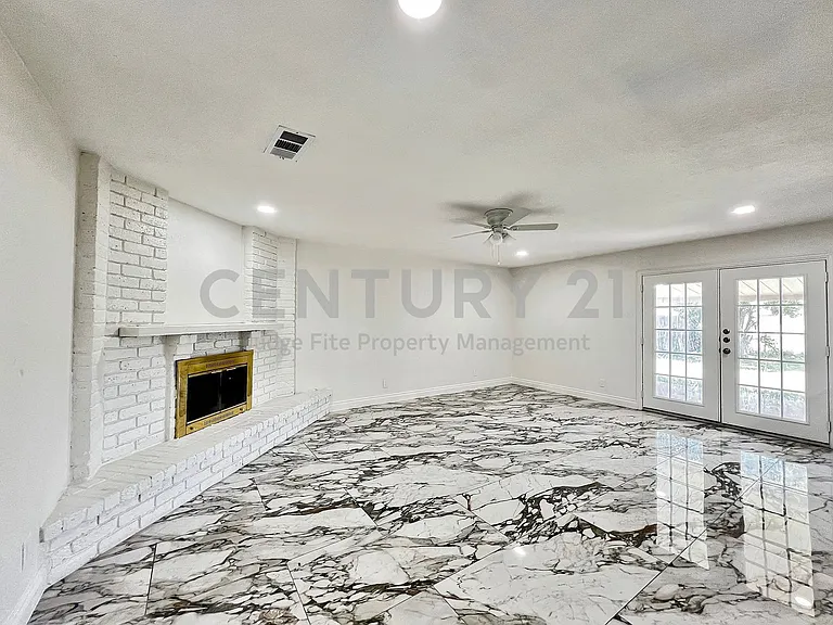 1410 Independence Trl — Photo 4