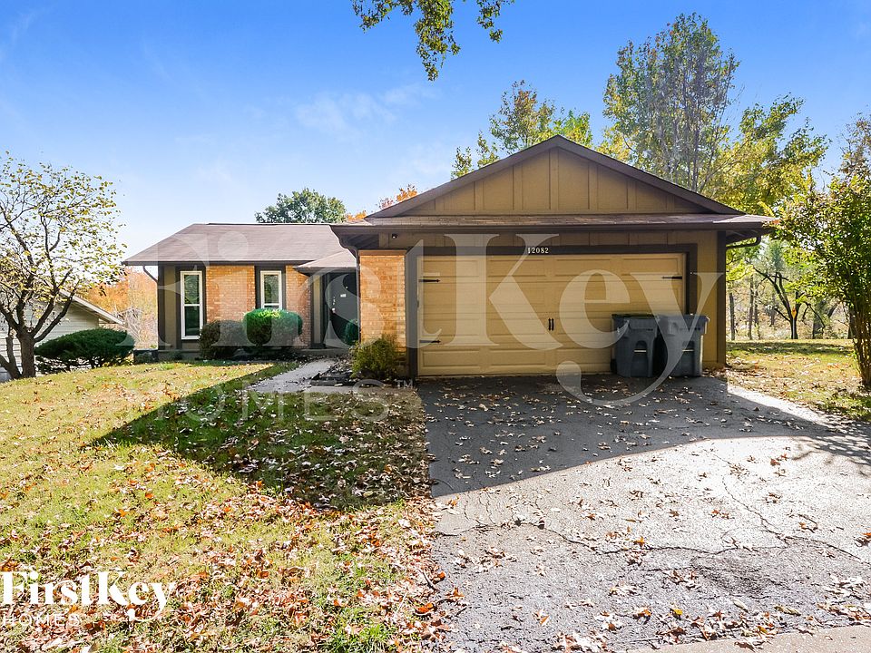 1st image of 12082 Foxpoint Dr