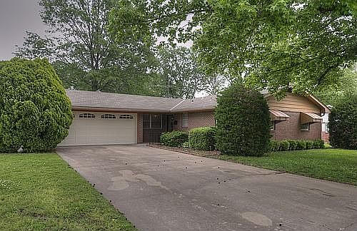 1st image of 1512 Harned Dr