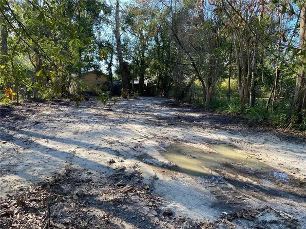 362 E Petain St, Prichard, AL 36610