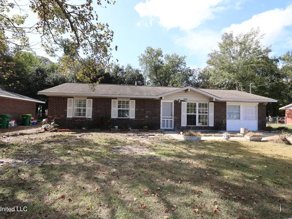 7662 Lexington Dr, Biloxi, MS 39532