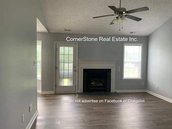 109 Timber Ridge Dr — Photo 2