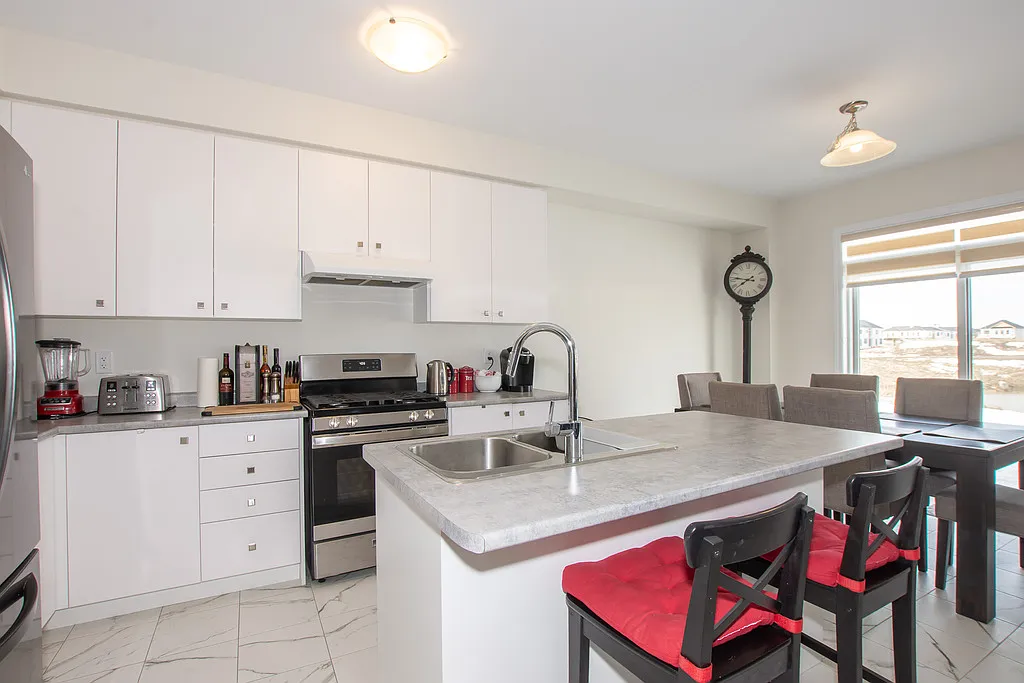 26 Peach Street — Photo 3