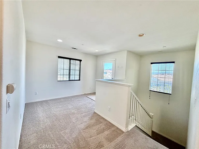 38129 Turning Leaf Ct — Photo 24
