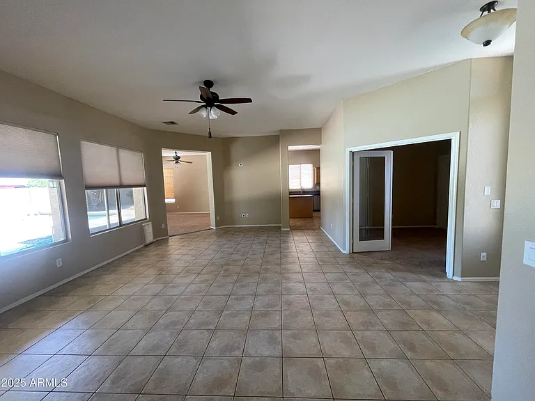 1680 W Saragosa St — Photo 7