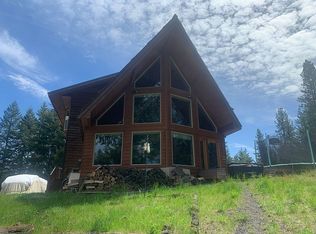 57 Lava Rd, Trout Lake, WA 98650