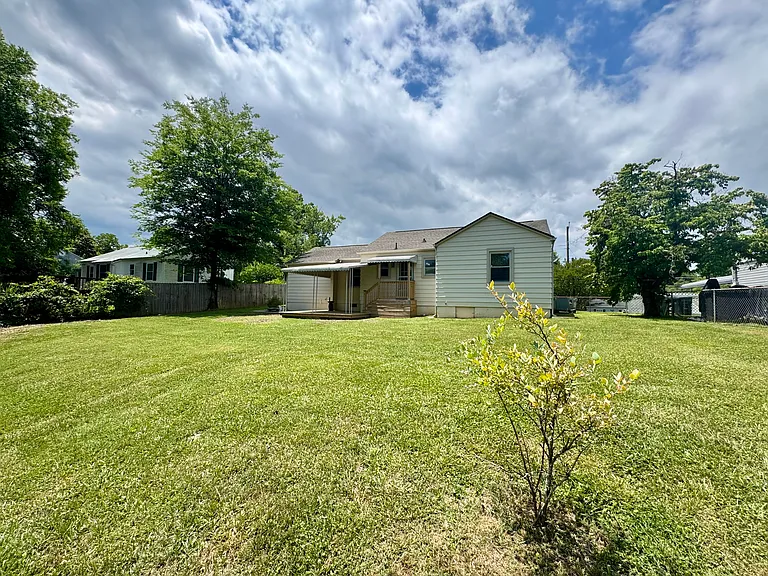 6006 Arcadia Dr — Photo 16
