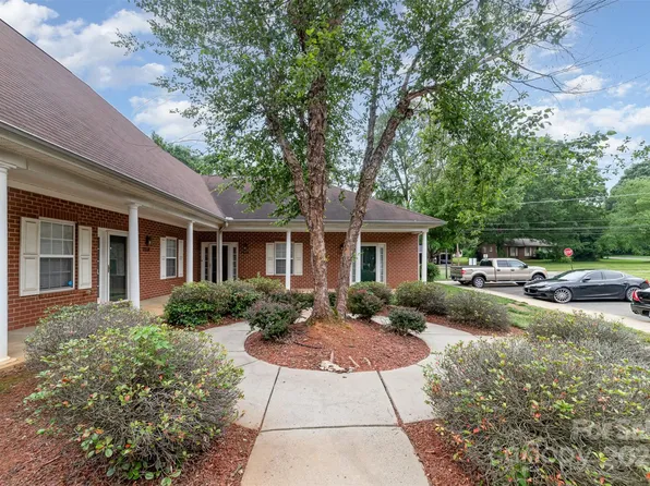 7012 Somerset Springs Dr Unit E, Charlotte, NC 28262