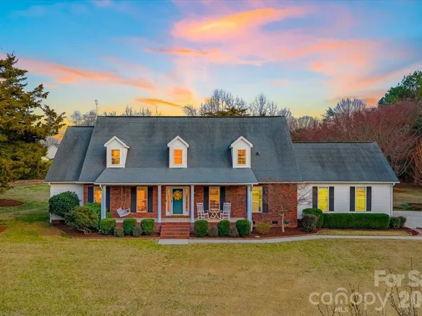 16601 Jefferson Pl, Fort Mill, SC 29708