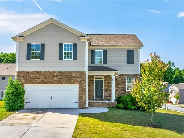 401 Hughes Ln, Pendergrass, GA 30567