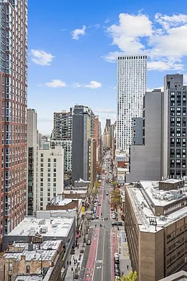 Rented by SERHANT. | media 44