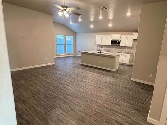 3rd image of 2921 Abbeville Ave